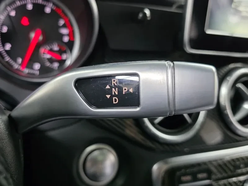 Mercedes-Benz CLA 250 4Matic, снимка 16 - Автомобили и джипове - 55111399