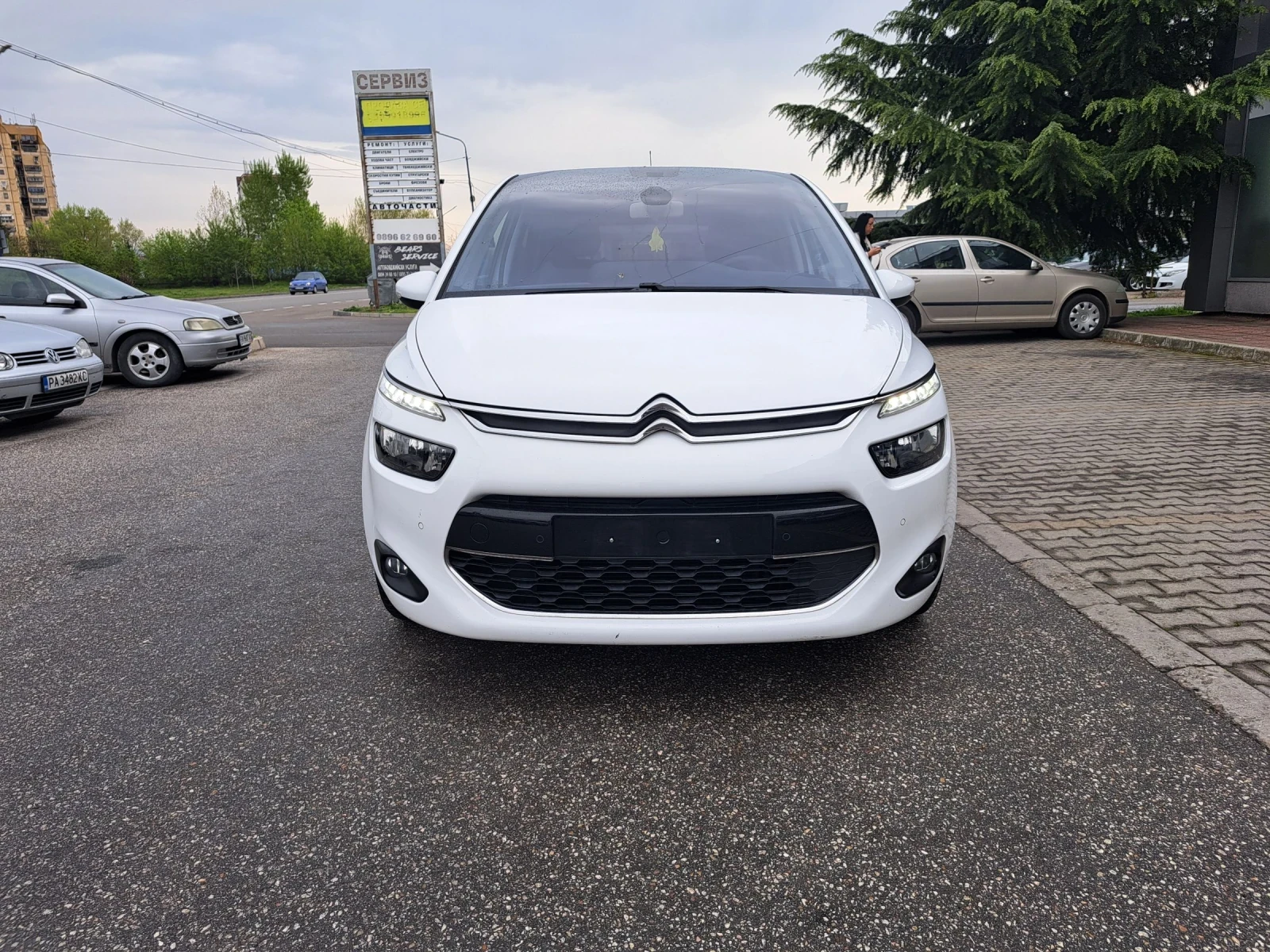Citroen C4 Picasso 1.6hdi/нави/камера - изображение 6