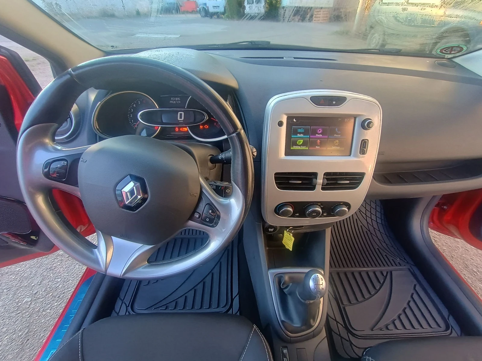 Renault Clio 1.2 75hp Euro 6  | Mobile.bg — изображение 11