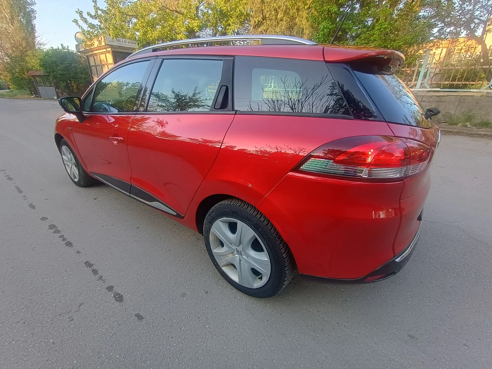 Renault Clio 1.2 75hp Euro 6  - изображение 10