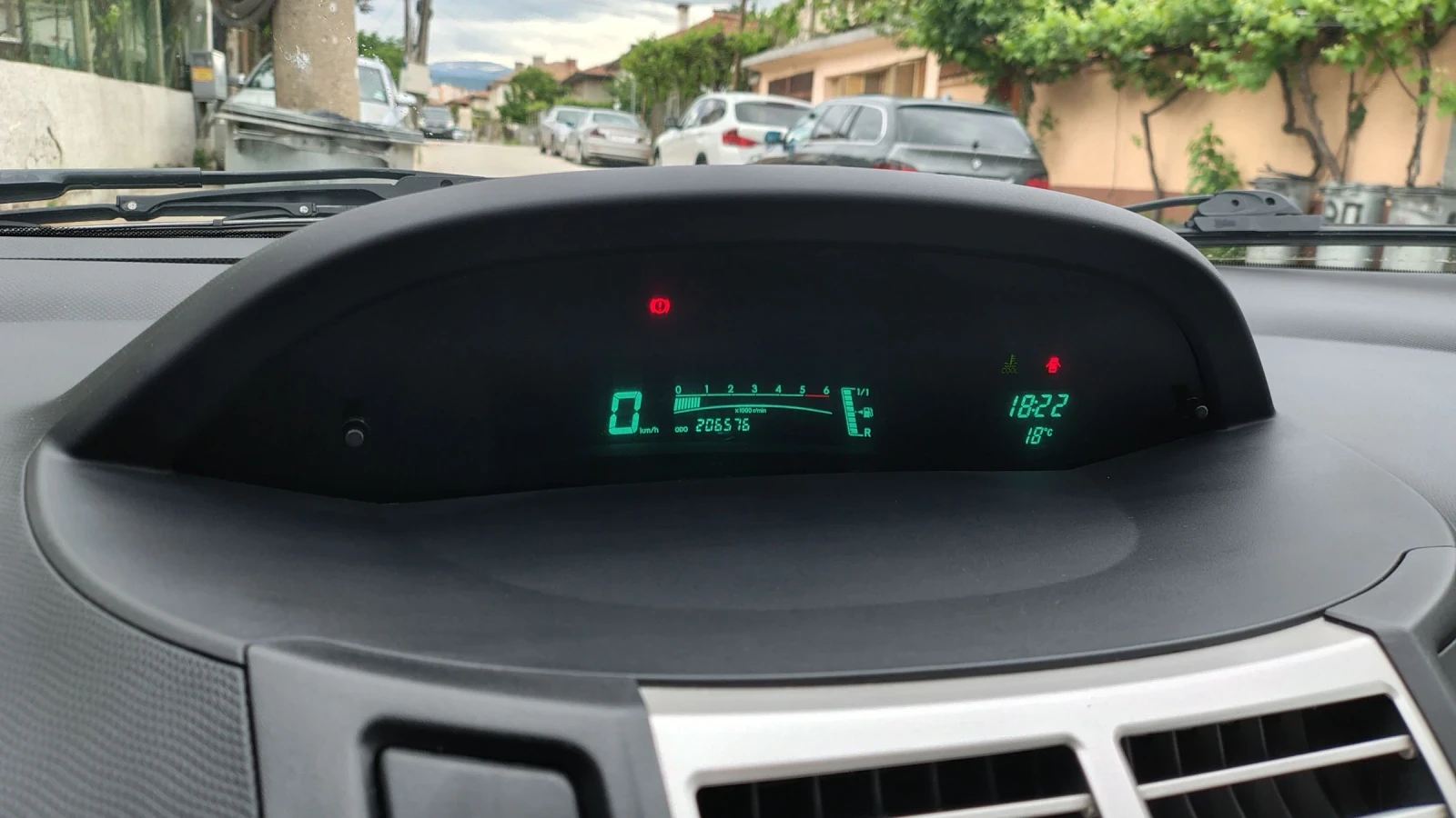 Toyota Yaris 1.4 D4D - изображение 7