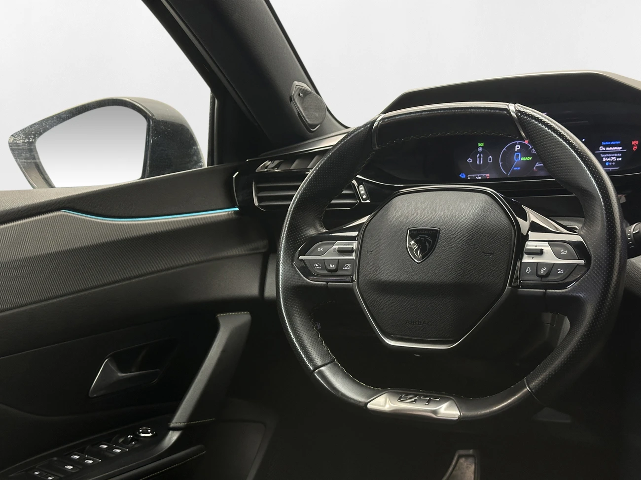 Peugeot 308 Plug-In Hybrid GT* 360* Focal* Navi* Алкантар - изображение 9