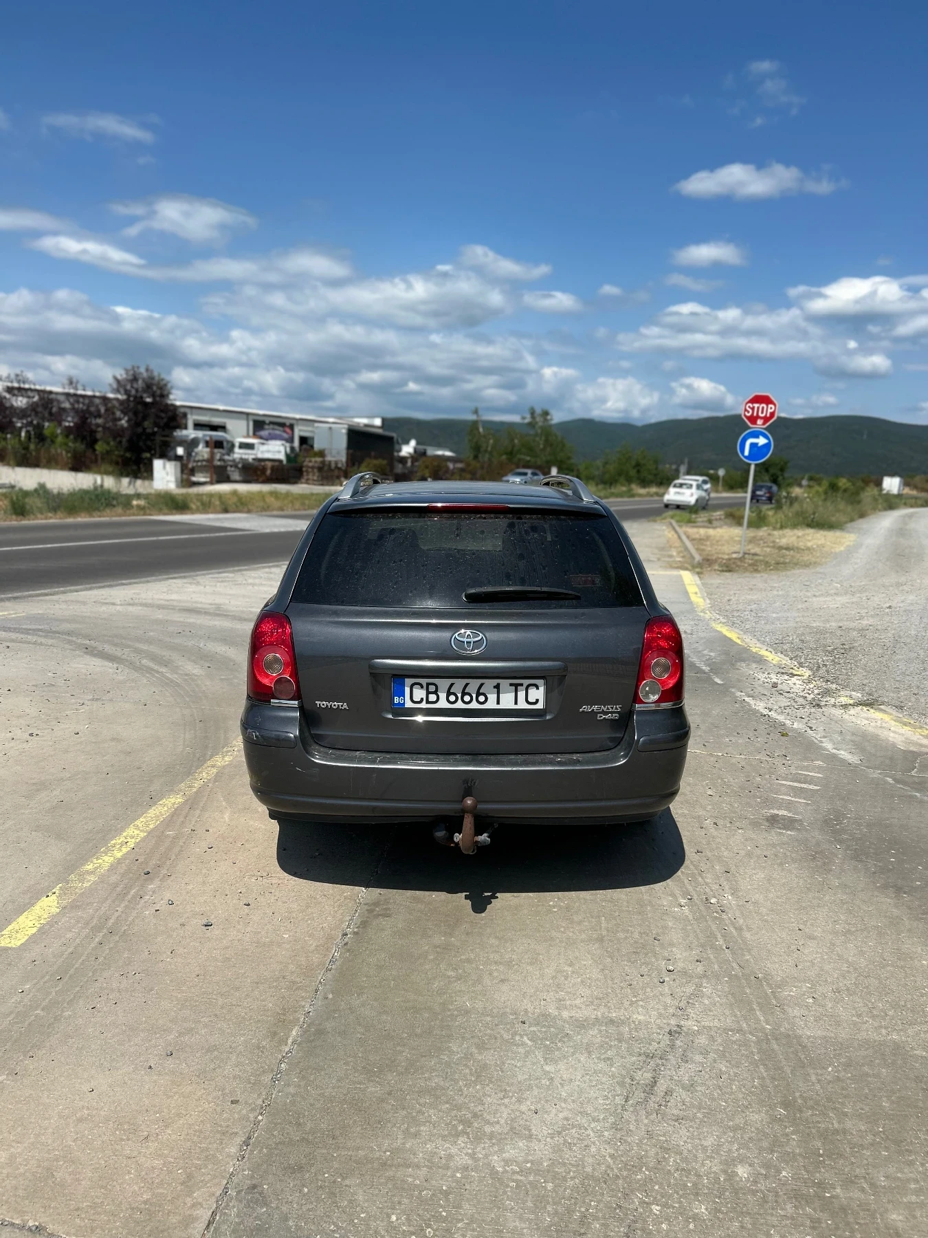 Toyota Avensis 2.2D4D -CAT - изображение 4