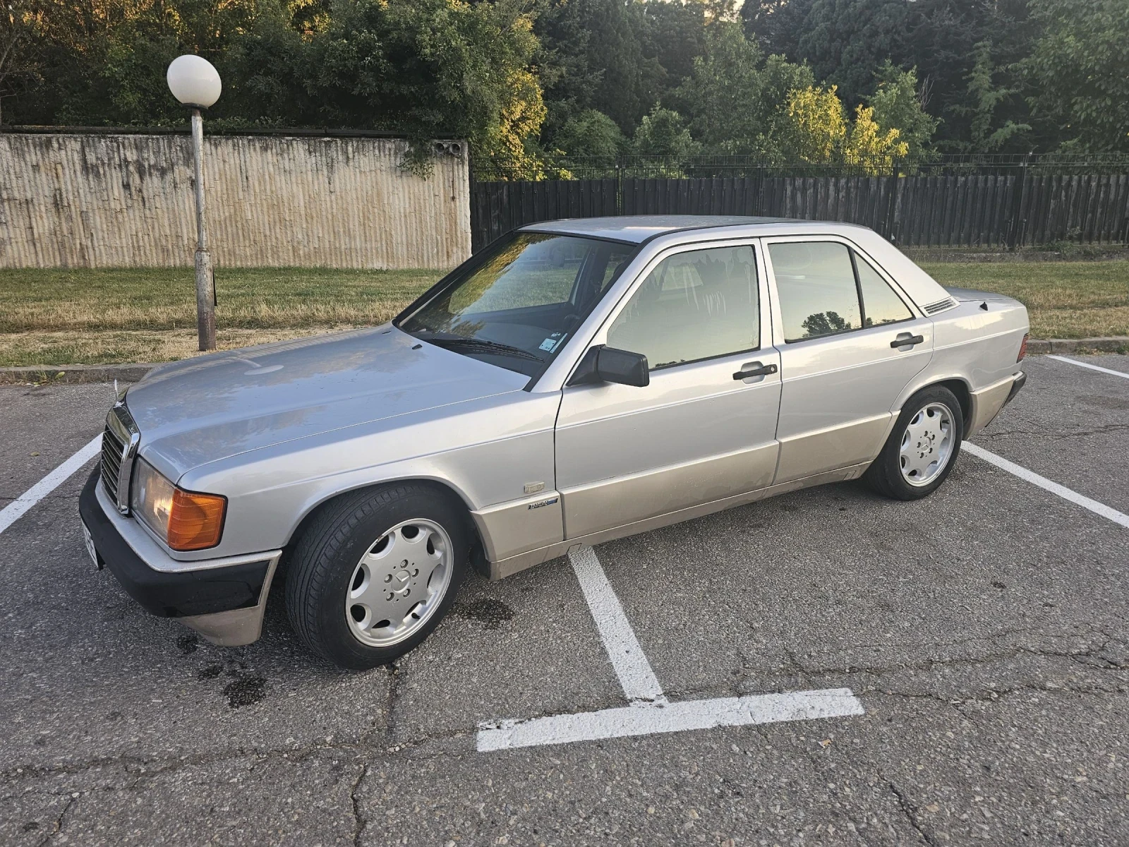 Mercedes-Benz 190 1.8 - изображение 2