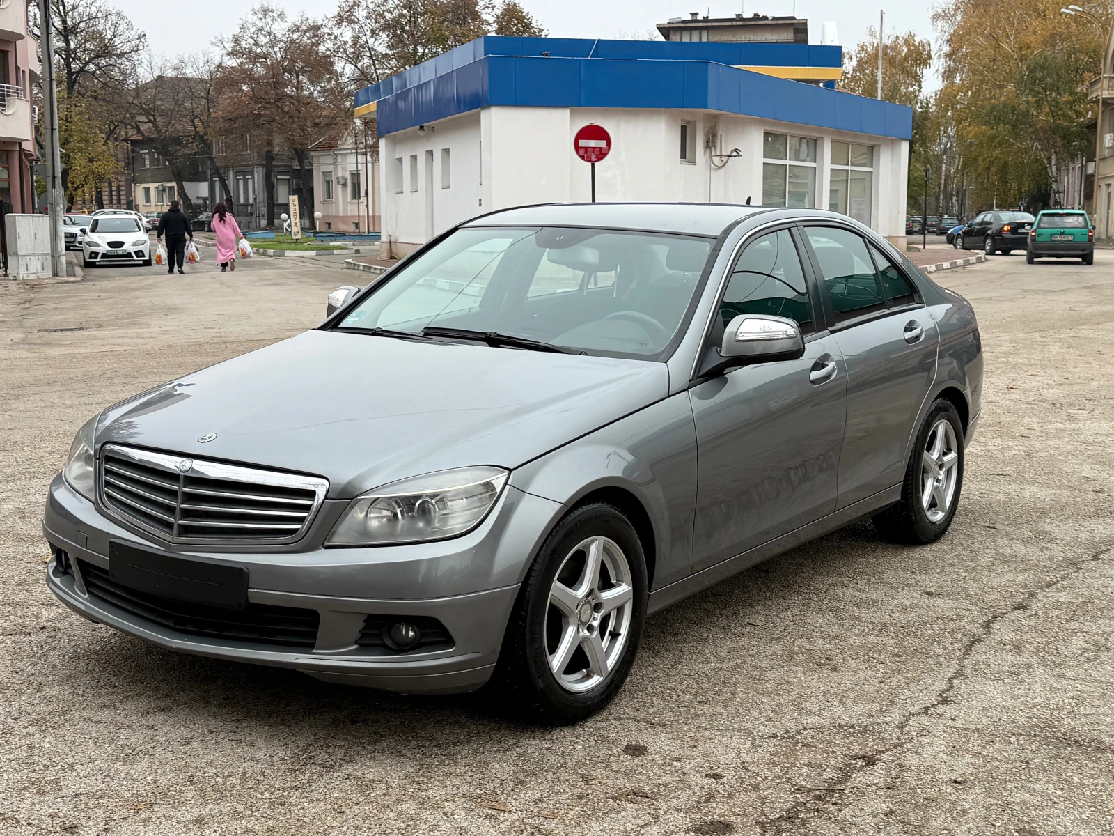 Mercedes-Benz C 200        | Mobile.bg   2