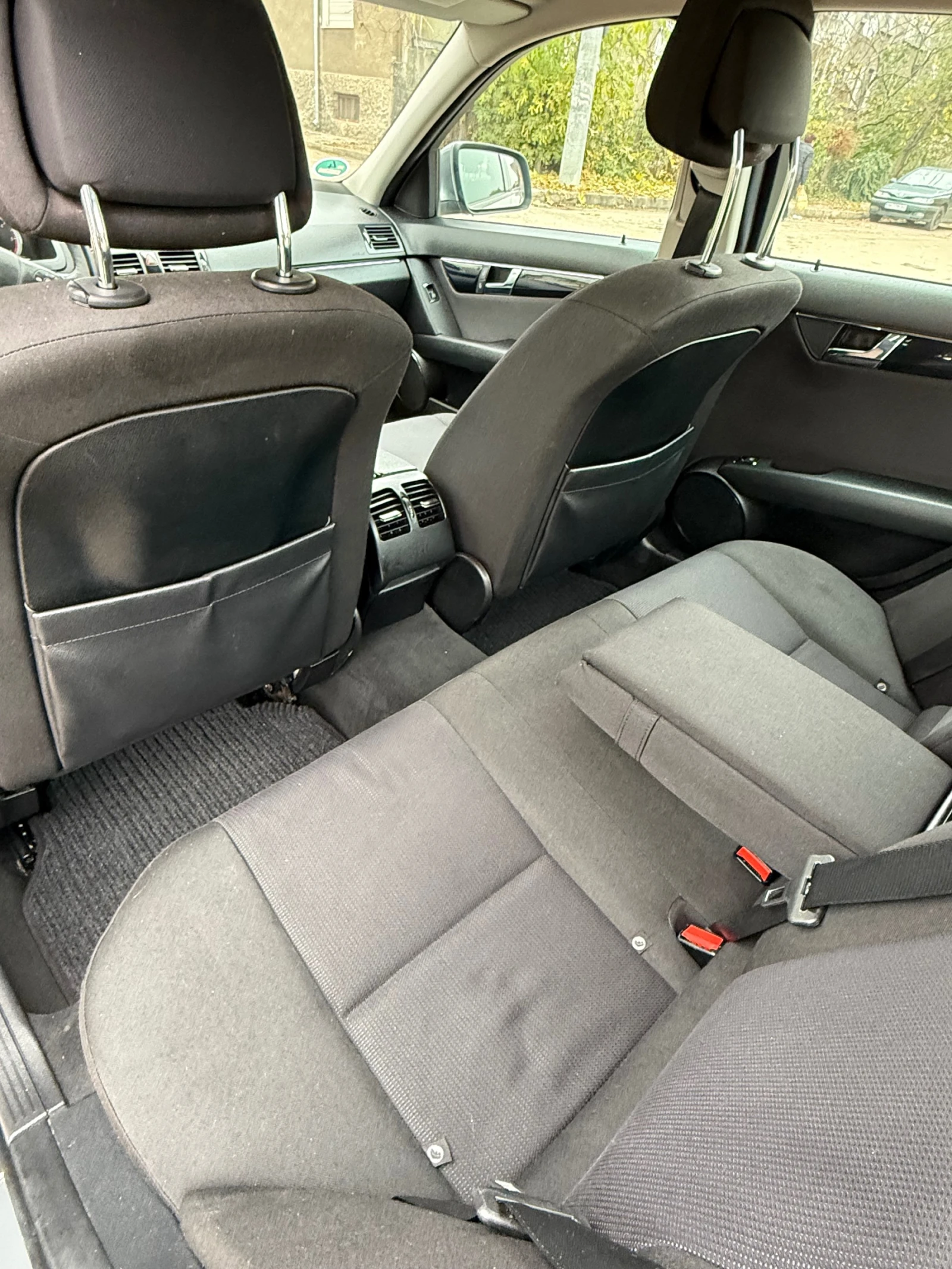 Mercedes-Benz C 200        | Mobile.bg   7