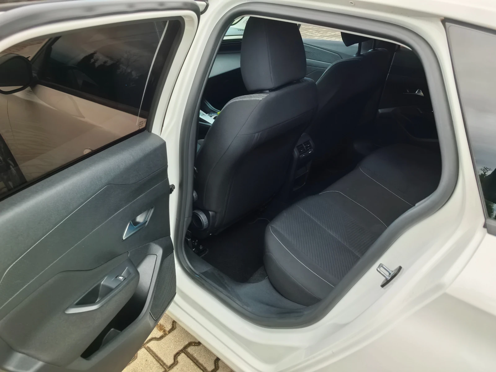 Peugeot 308 1.5BlueHDI EAT8 - изображение 10