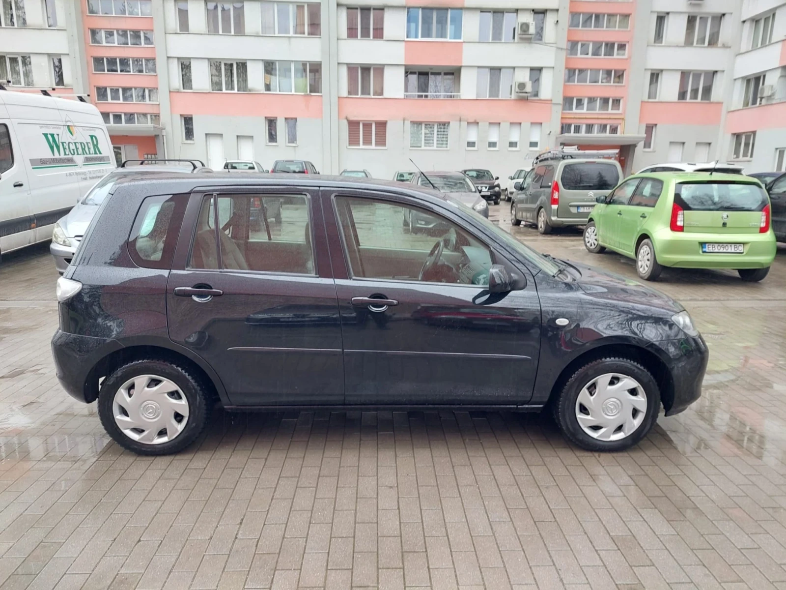 Mazda 2 1.3 102000км  - изображение 4