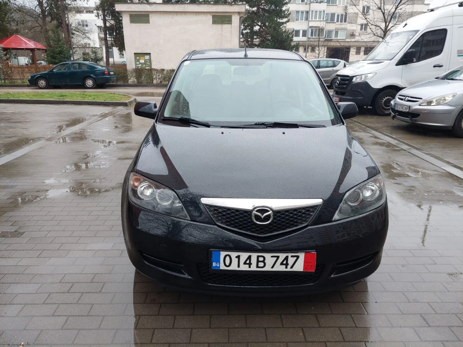 Mazda 2 1.3 102000км  - изображение 2