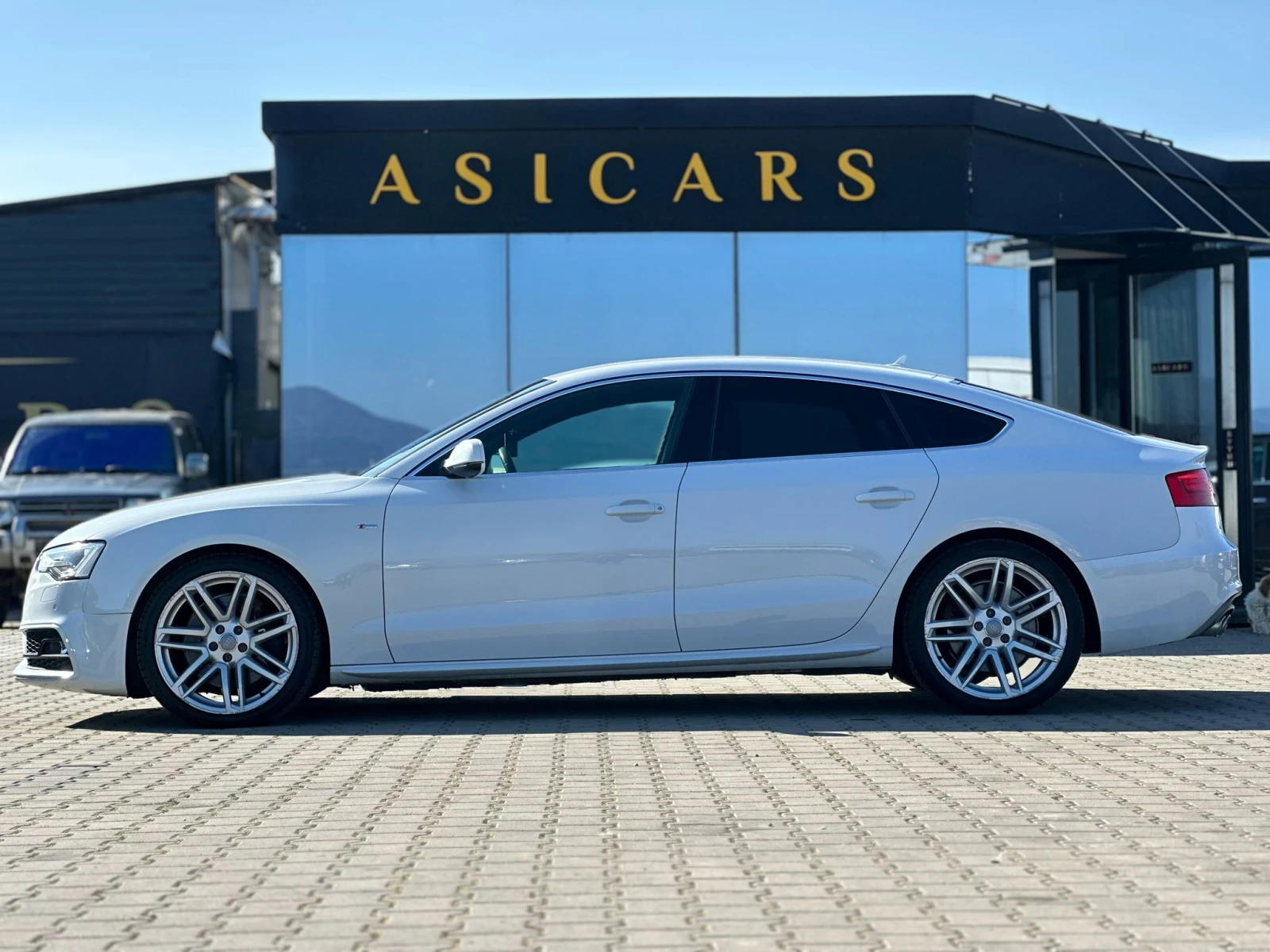 Audi A5 / 3.0 TDI / S-LINE / QUATTRO / BANG & OLUFSEN / - изображение 2