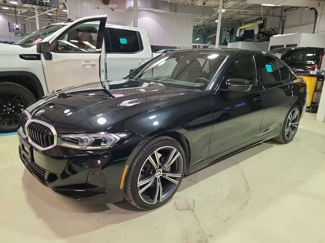 BMW 330 XDRIVE| 2 KЛЮЧА| АМБИЕНТ| CARFAX|  | Auto.bg — изображение 1