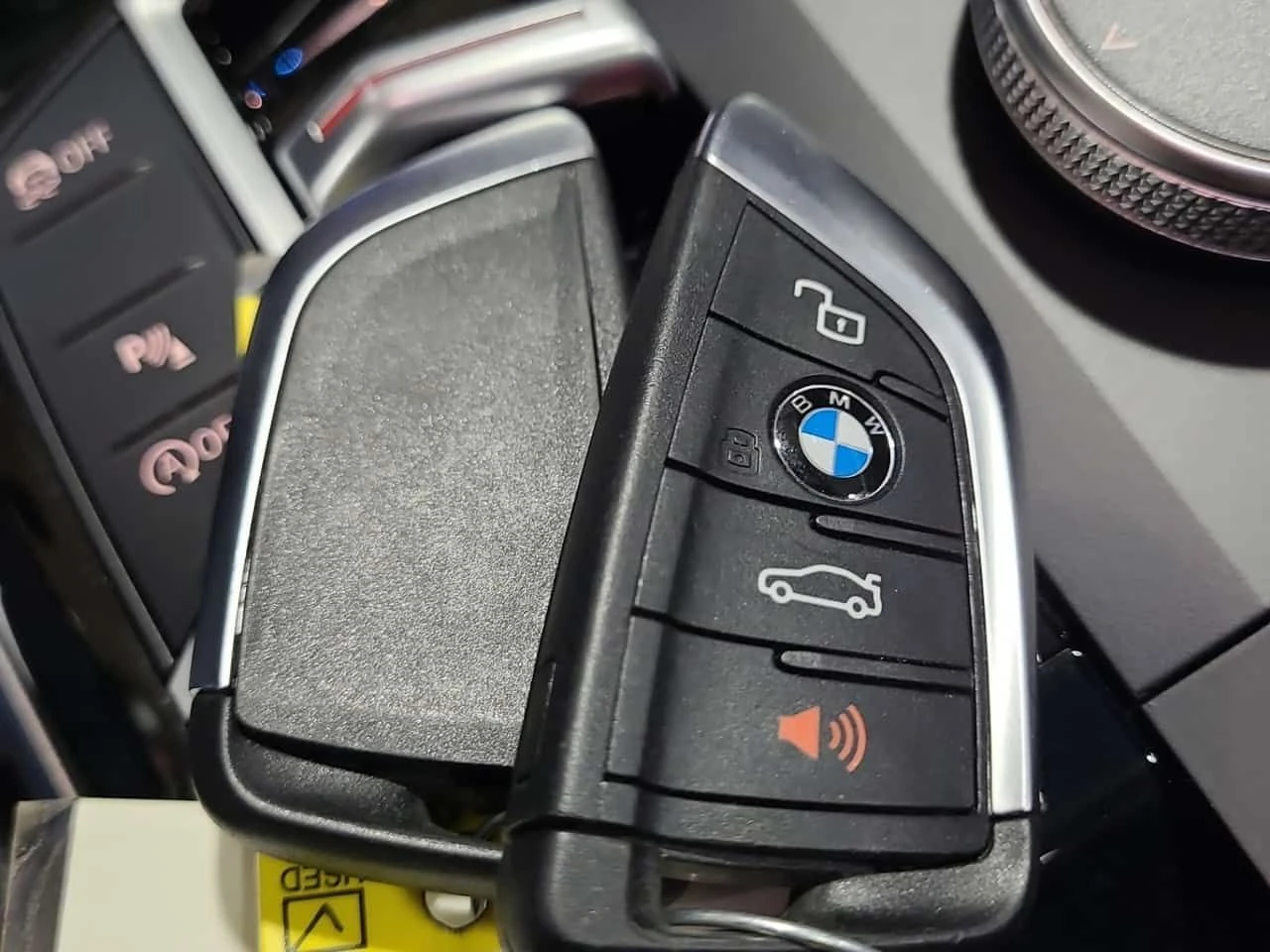 BMW 330 XDRIVE| 2 KЛЮЧА| АМБИЕНТ| CARFAX| , снимка 17 - Автомобили и джипове - 53985389