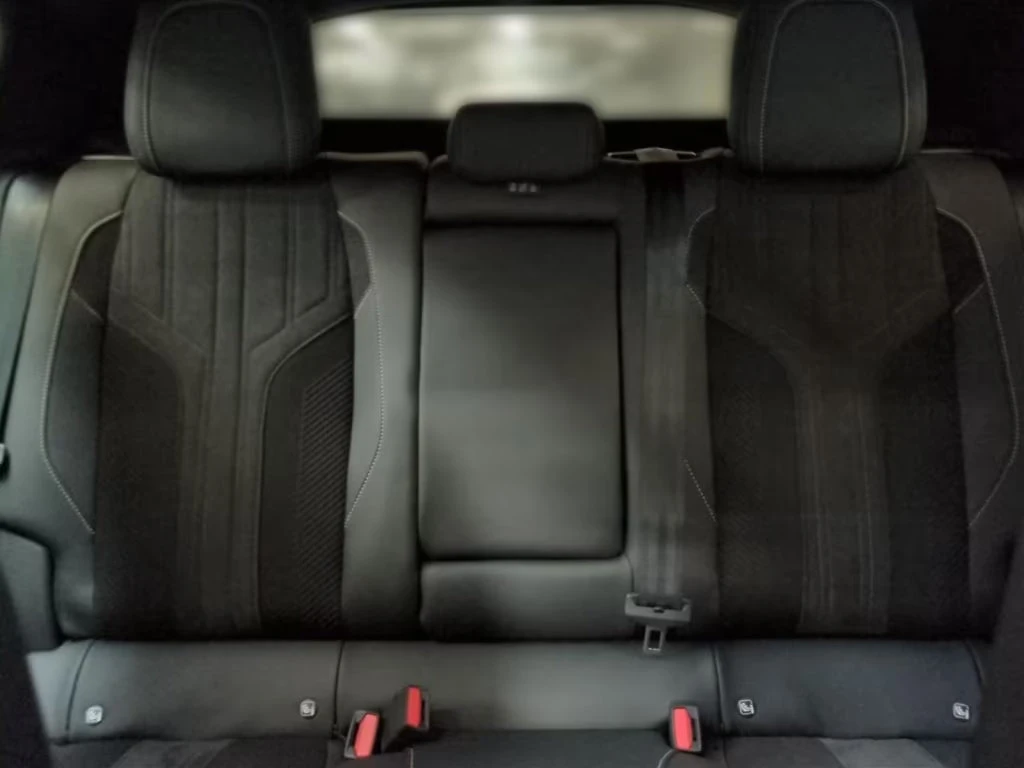 Peugeot 408 e-GT-LINE/213HP/FOCAL/360/MEMO/NAVI/LED/CPLAY/318q, снимка 11 - Автомобили и джипове - 54595982