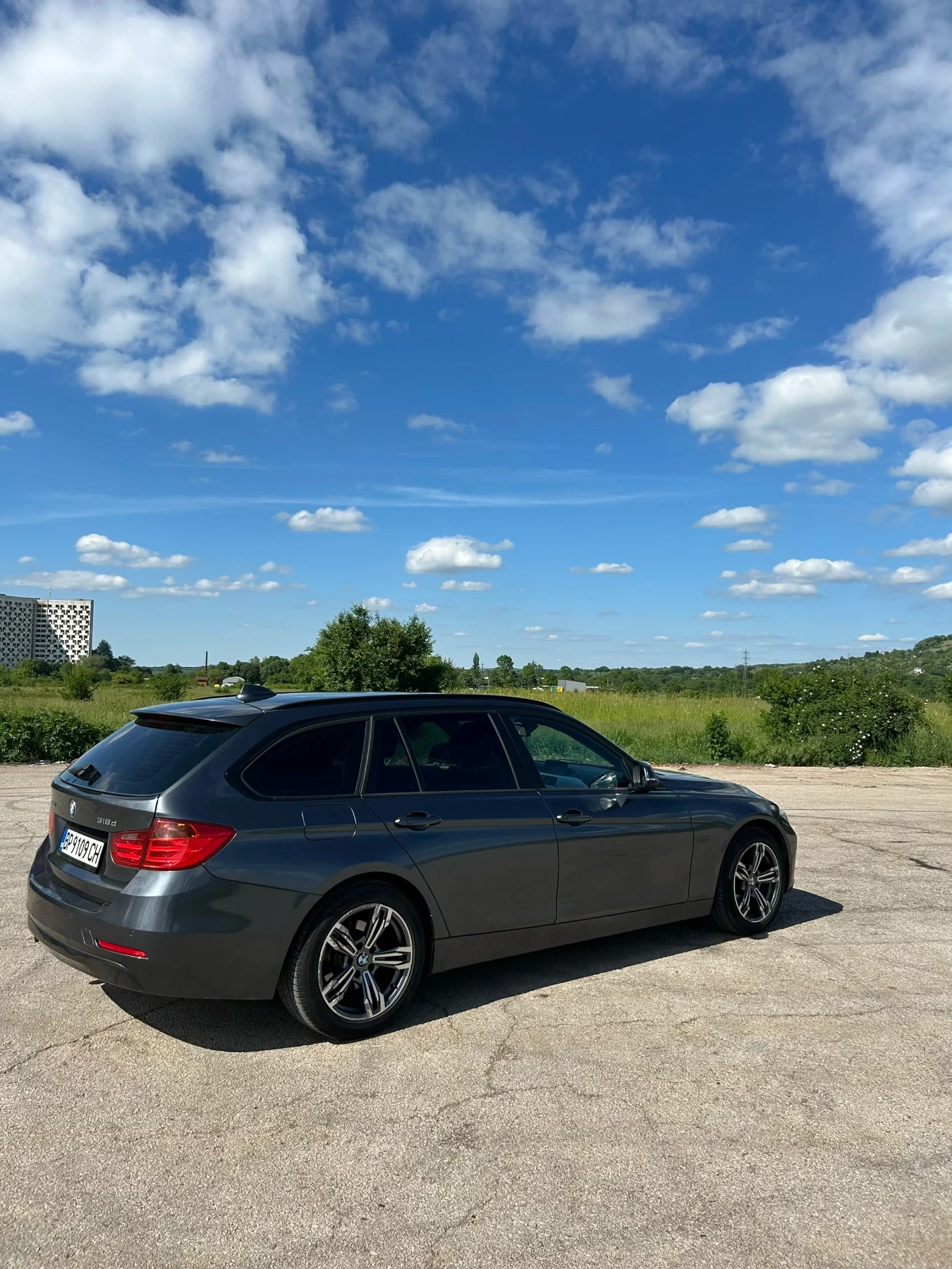 BMW 318, снимка 6 - Автомобили и джипове - 54702612