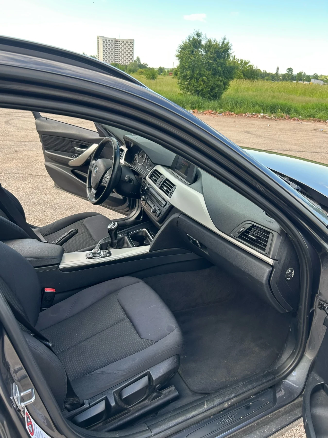 BMW 318, снимка 12 - Автомобили и джипове - 54702612