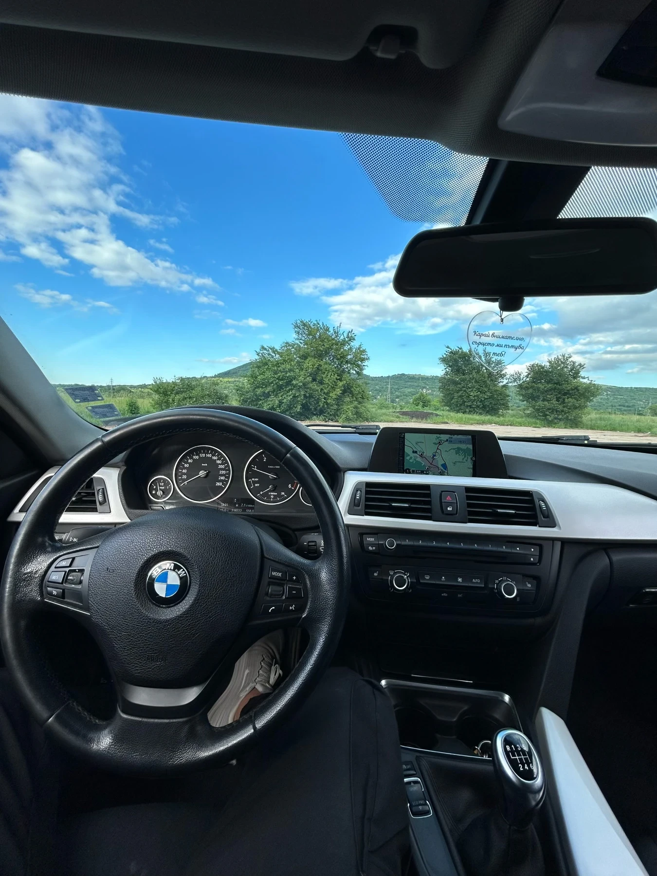 BMW 318, снимка 8 - Автомобили и джипове - 54702612
