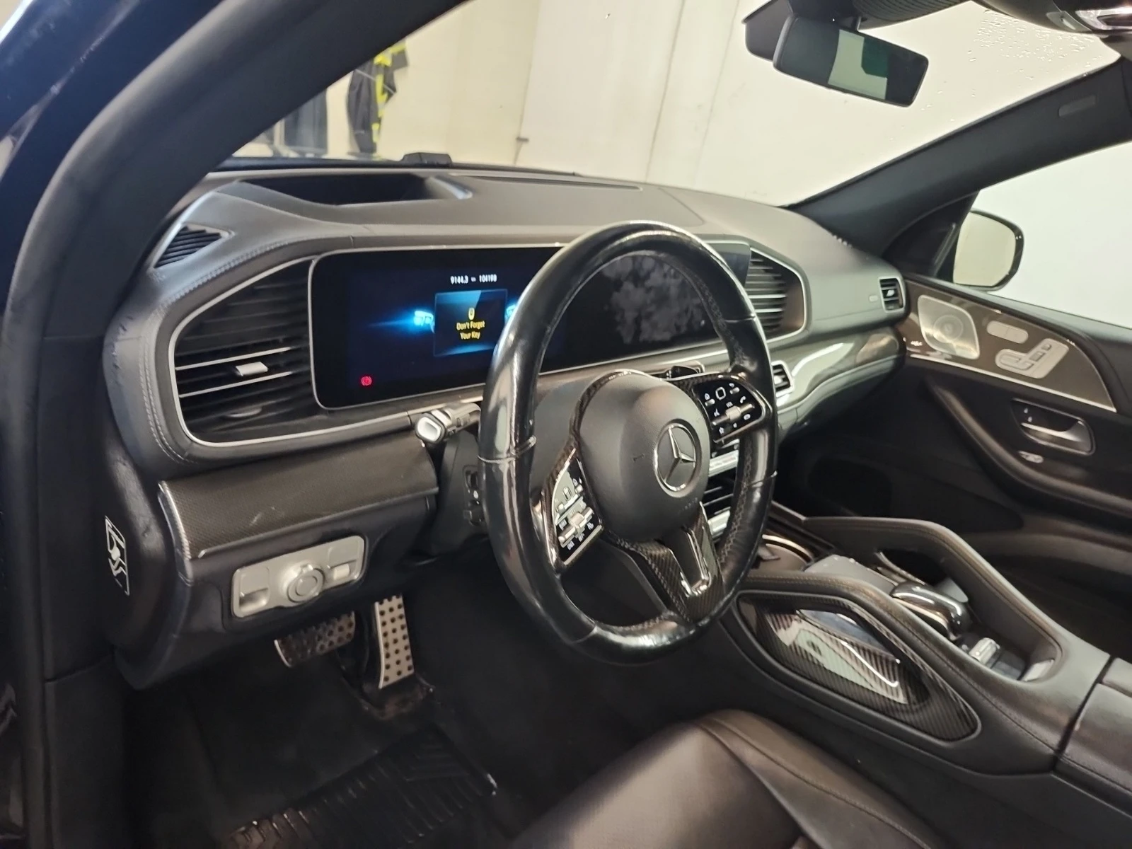 Mercedes-Benz GLE 450 AMG * 360КАМЕРА * БЕЗ ИНЦИДЕНТ * СЕРВИЗНА ИСТОРИЯ , снимка 6 - Автомобили и джипове - 54807669