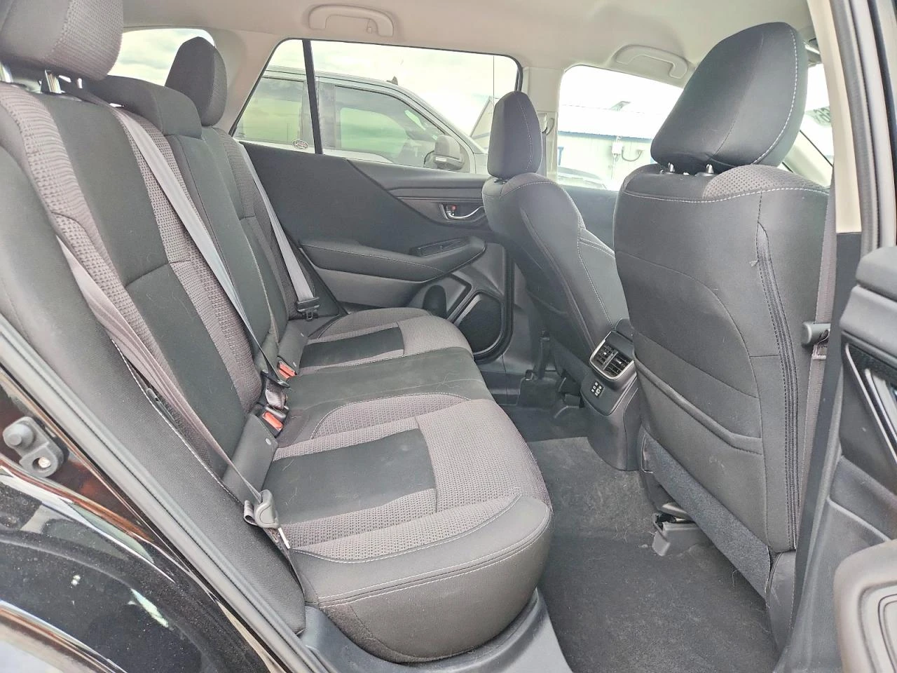 Subaru Outback * PREMIUM* AWD* , снимка 12 - Автомобили и джипове - 54867993
