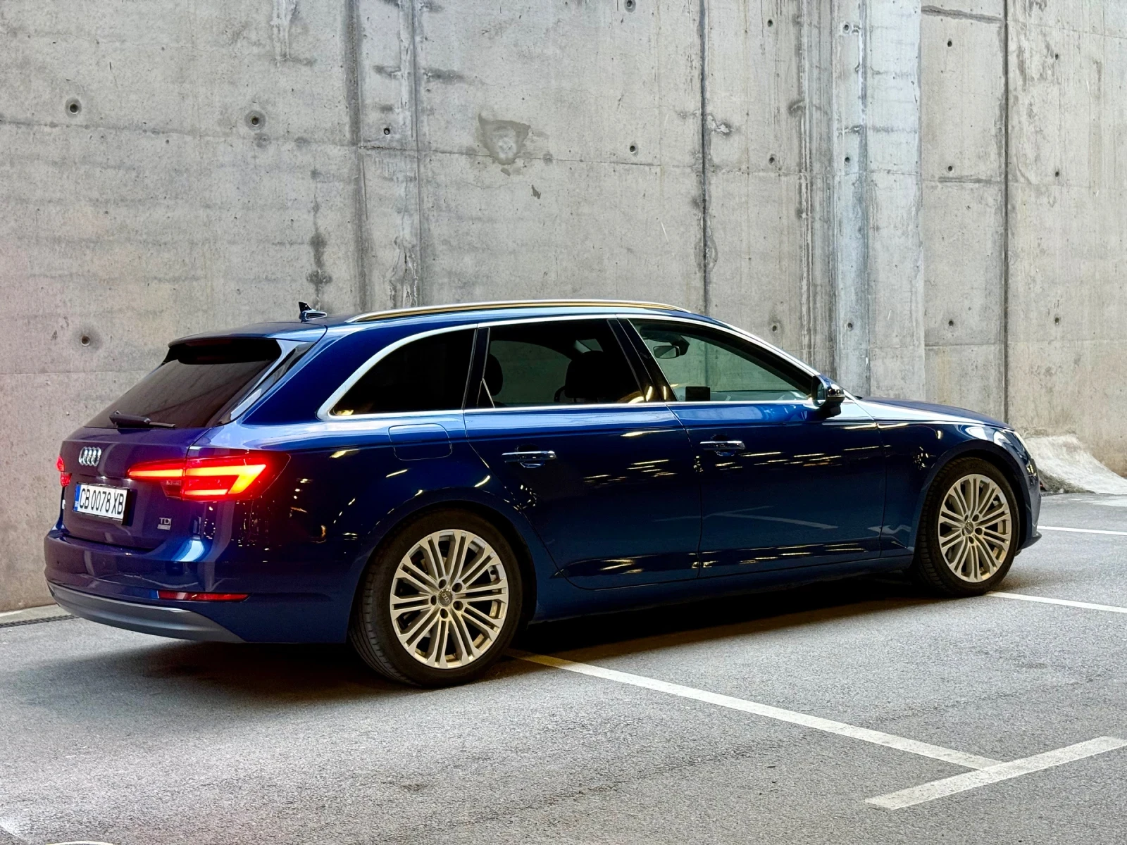 Audi A4 B9 2.0 TDI, снимка 6 - Автомобили и джипове - 55477982