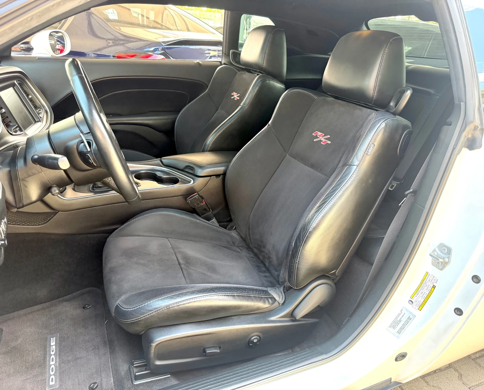 Dodge Challenger  5. 7#RT#HEMI#ОБДУХВАНЕ#ALPINE#KEYLESS, снимка 14 - Автомобили и джипове - 55965627