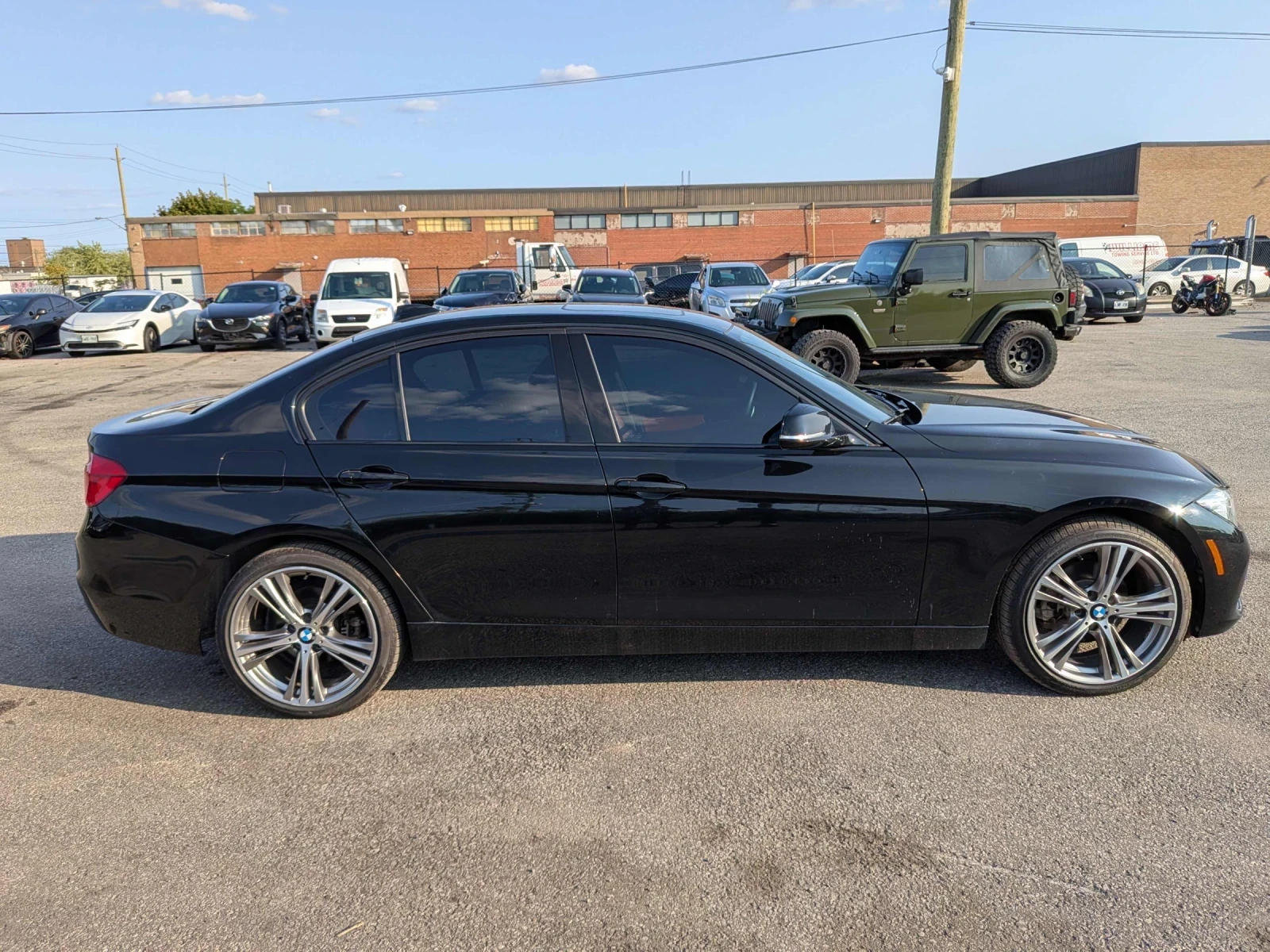 BMW 330 XDRIVE* ПОДГРЕВ* ШИБИДАХ* CARFAX , снимка 3 - Автомобили и джипове - 56060320
