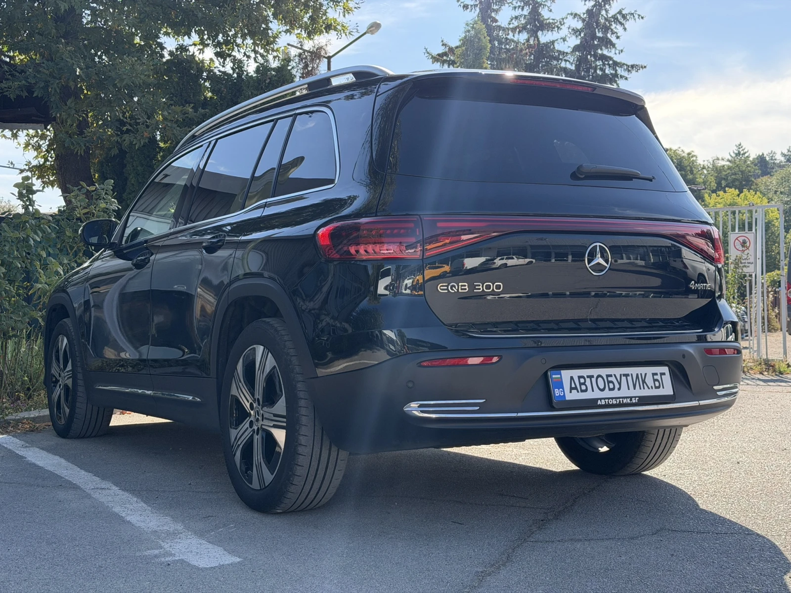 Mercedes-Benz EQB 300 4MATIC Progressive, снимка 6 - Автомобили и джипове - 56129061