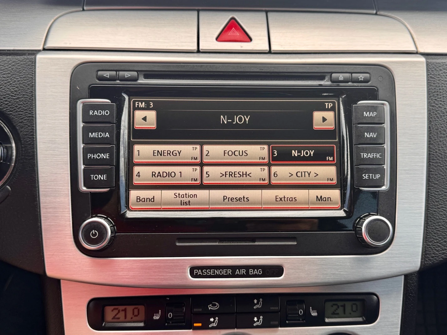 VW Passat, снимка 17 - Автомобили и джипове - 56559300