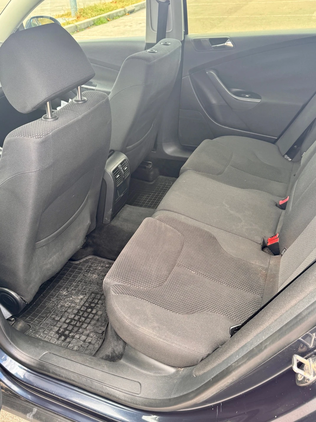 VW Passat, снимка 11 - Автомобили и джипове - 56559300