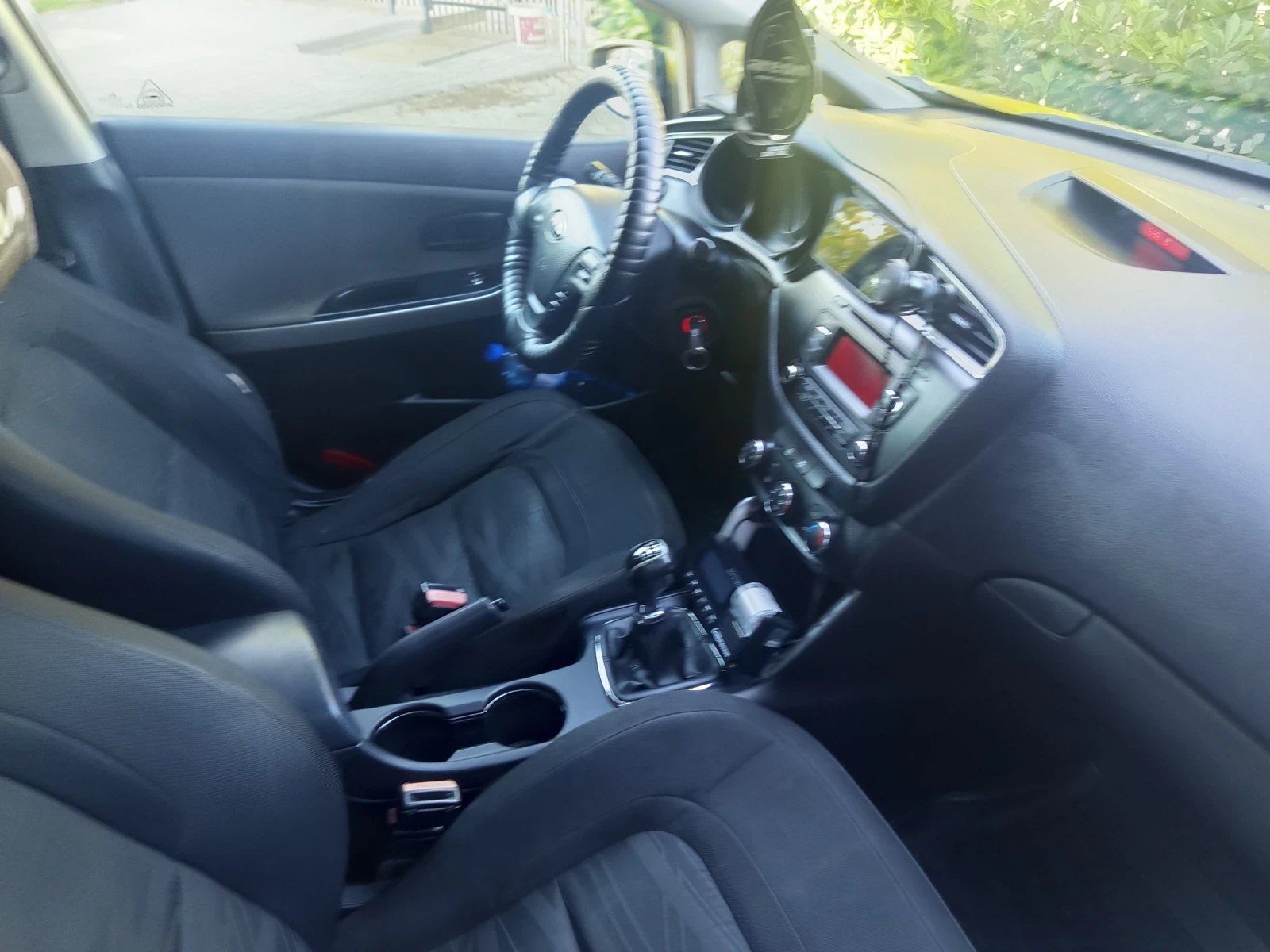Kia Ceed, снимка 10 - Автомобили и джипове - 56599924