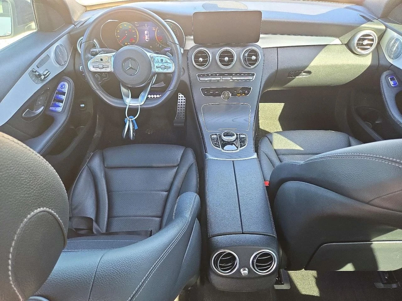Mercedes-Benz C 300, снимка 8 - Автомобили и джипове - 56713534