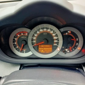 Toyota Rav4 2.2 d4d, снимка 9