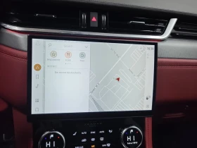 Jaguar F-PACE P550 SVR  CARFAX, снимка 14