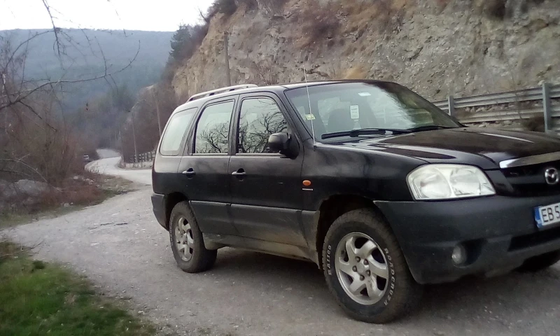 Mazda Tribute, снимка 1 - Автомобили и джипове - 46864249