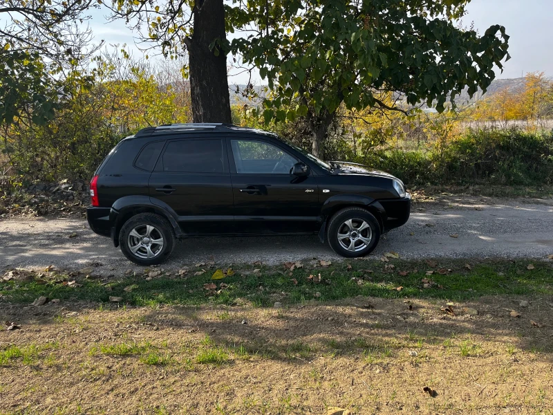 Hyundai Tucson, снимка 5 - Автомобили и джипове - 48310872