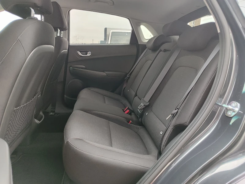 Hyundai Kona, снимка 11 - Автомобили и джипове - 52889473