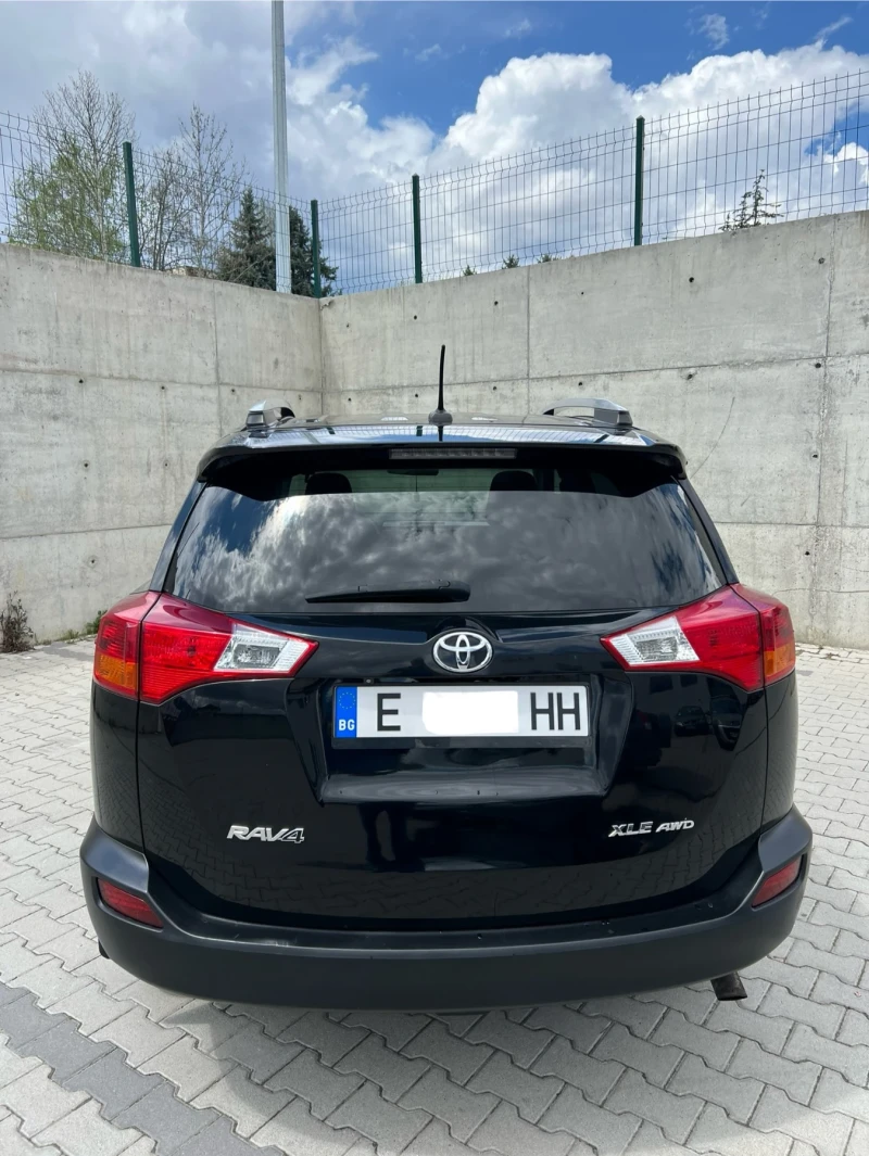 Toyota Rav4 2.5L XLE 4x4, снимка 13 - Автомобили и джипове - 53244810