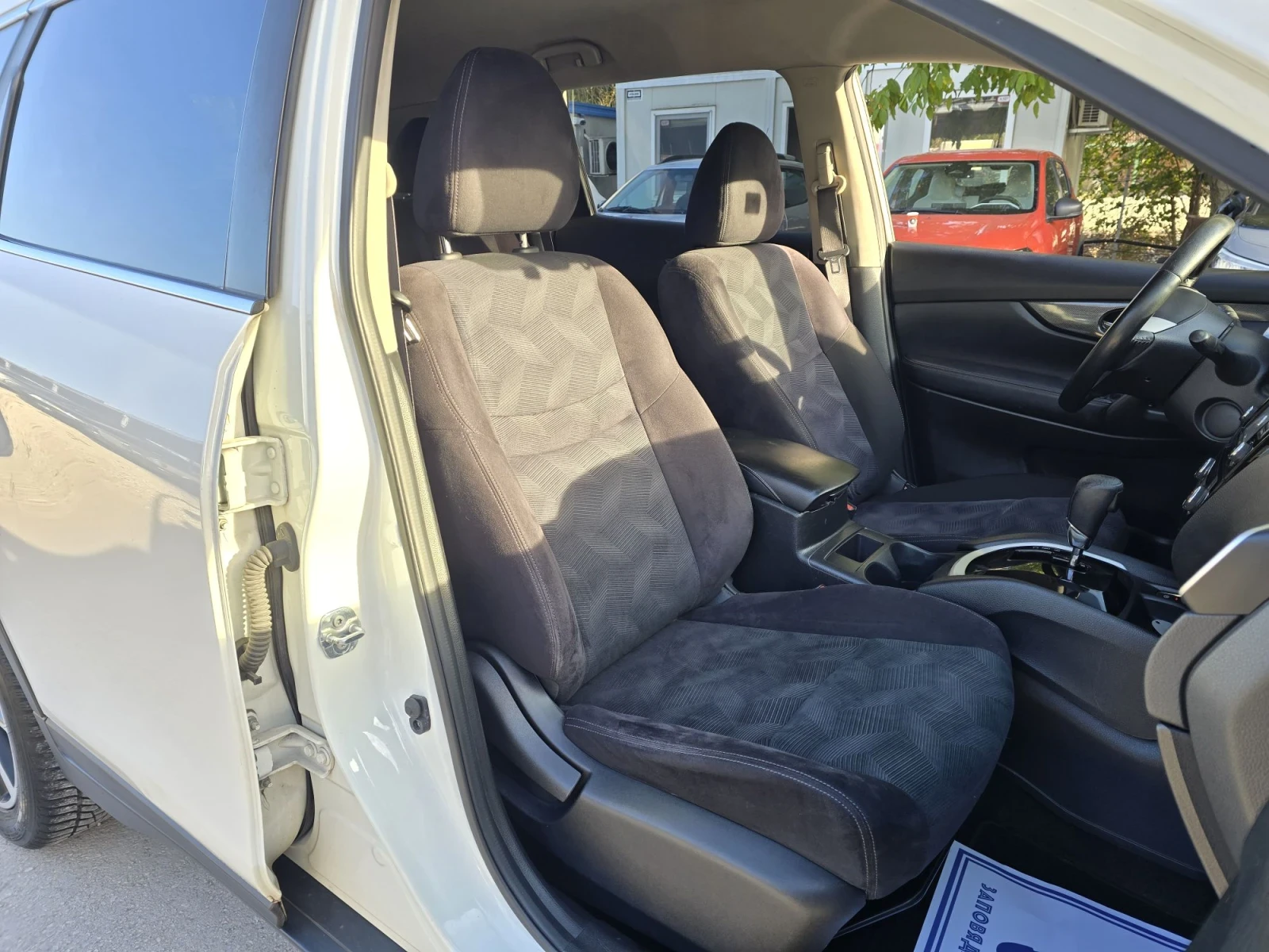Nissan X-trail 1.6D 131 �.� ������!  | Mobile.bg � ����������� 12