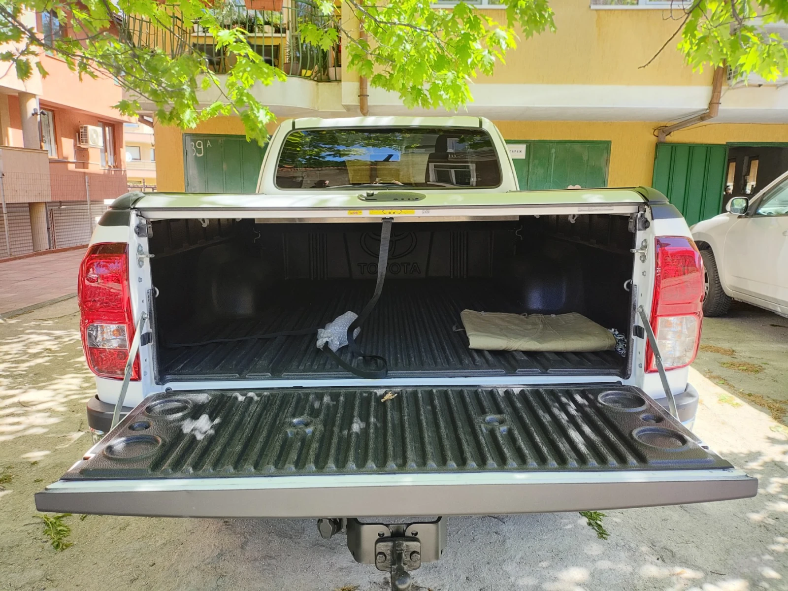 Toyota Hilux 2.4 d4d - изображение 4
