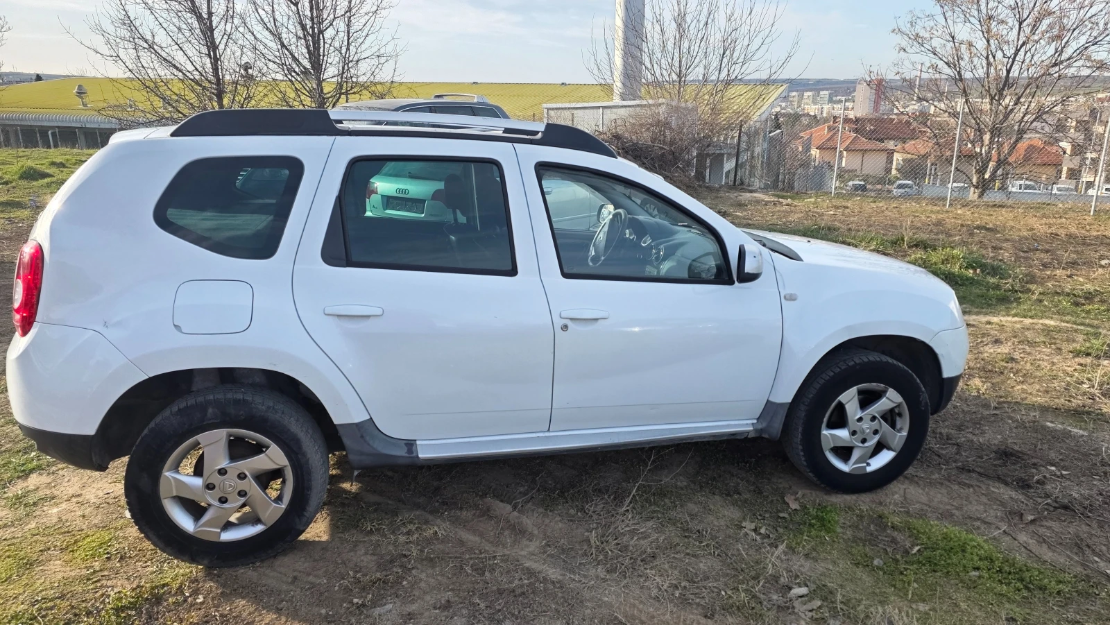 Dacia Duster 1.5dci, снимка 3 - Автомобили и джипове - 53773205