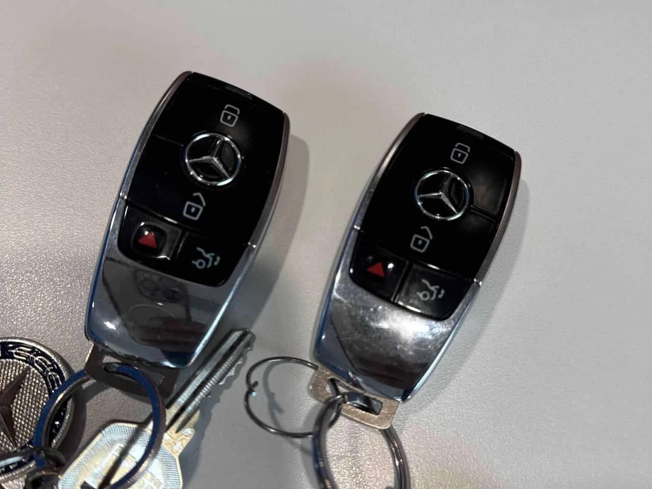 Mercedes-Benz GLS 450  * CARFAX * ПРЕДСТАВИТЕЛСТВО * 2 КЛЮЧА, снимка 12 - Автомобили и джипове - 53953563