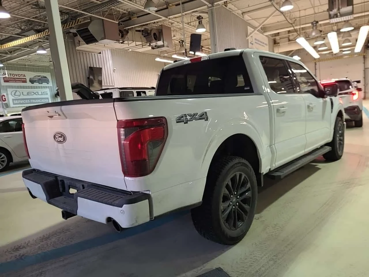 Ford F150 * XLT CREW CAB SHORT BED * CARFAX * ЦЕНА ДО БГ, снимка 3 - Автомобили и джипове - 53954527