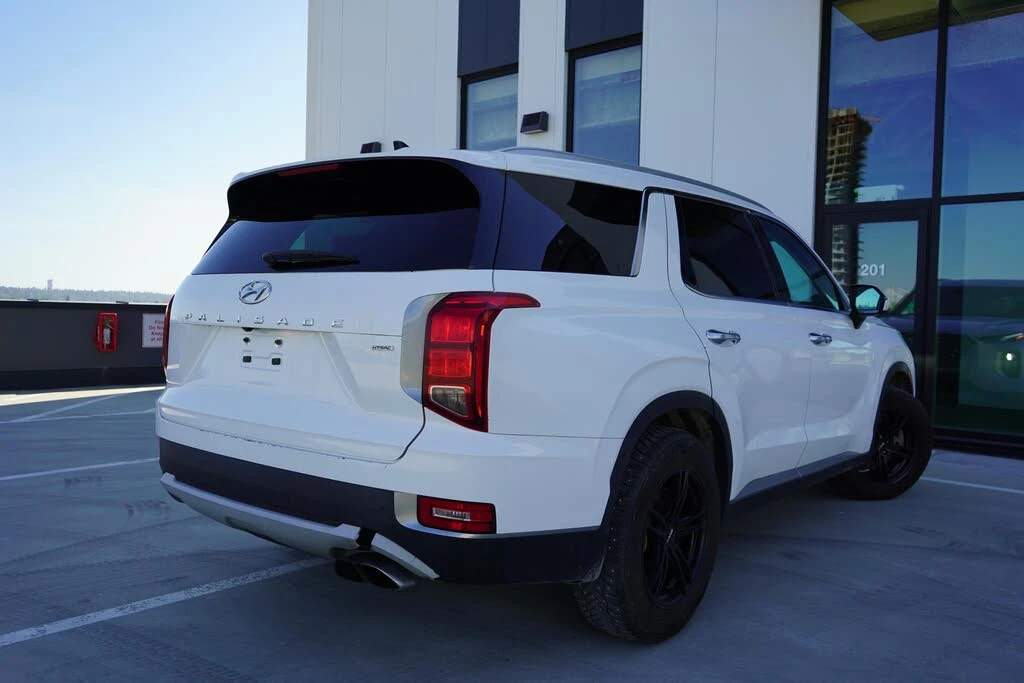 Hyundai Palisade Luxury* AWD* 360* КАМЕРИ* ШИБИДАХ*  , снимка 4 - Автомобили и джипове - 54586471