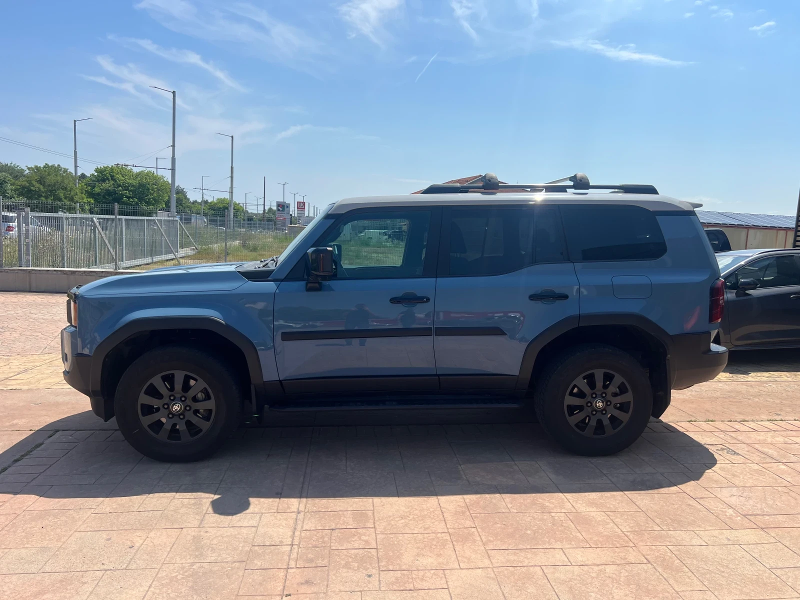 Toyota Land cruiser First Edition 250 2.8D 8A/T, снимка 3 - Автомобили и джипове - 54679004