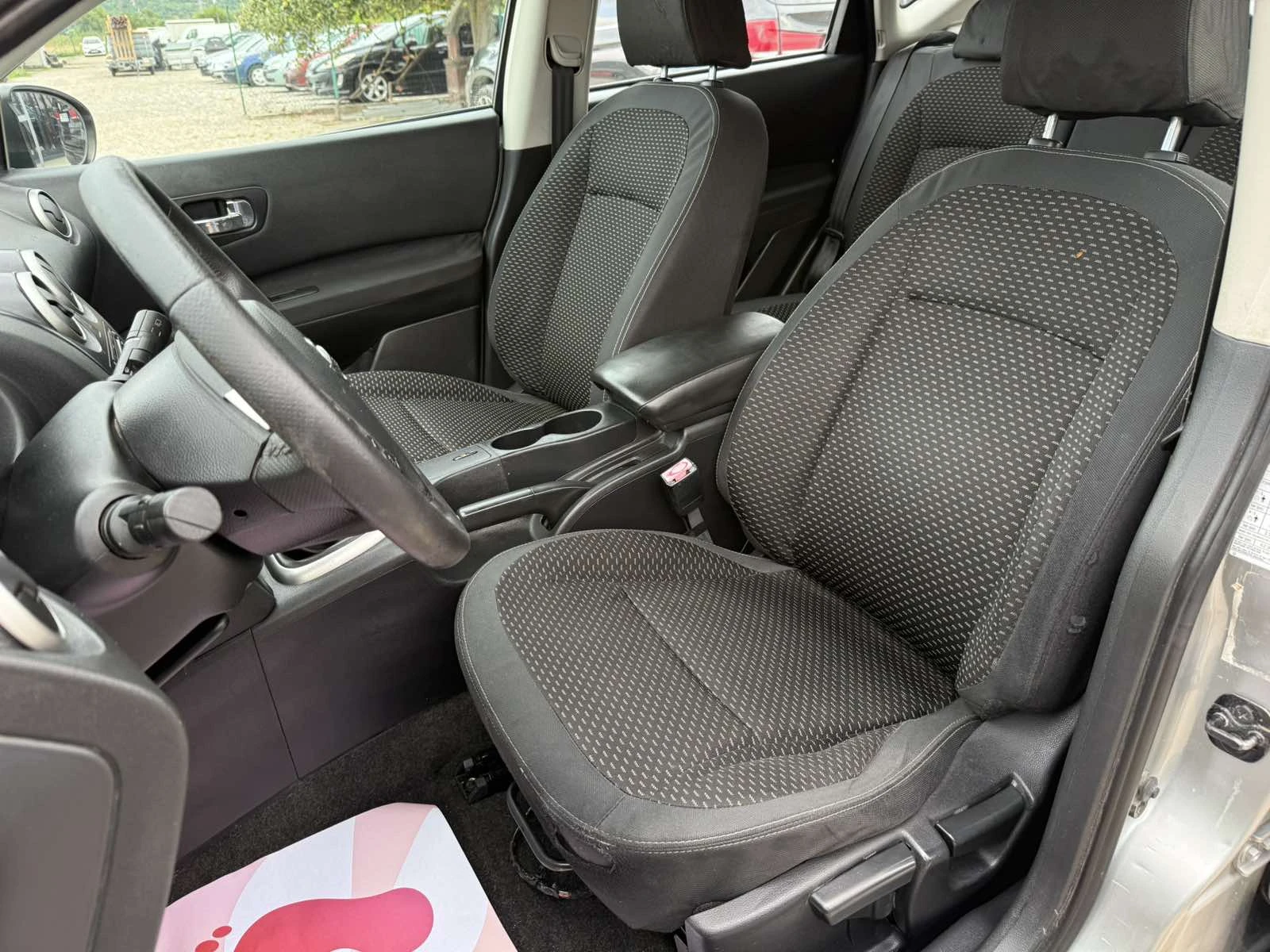 Nissan Qashqai 1.5DCI Italia, снимка 9 - Автомобили и джипове - 55413708