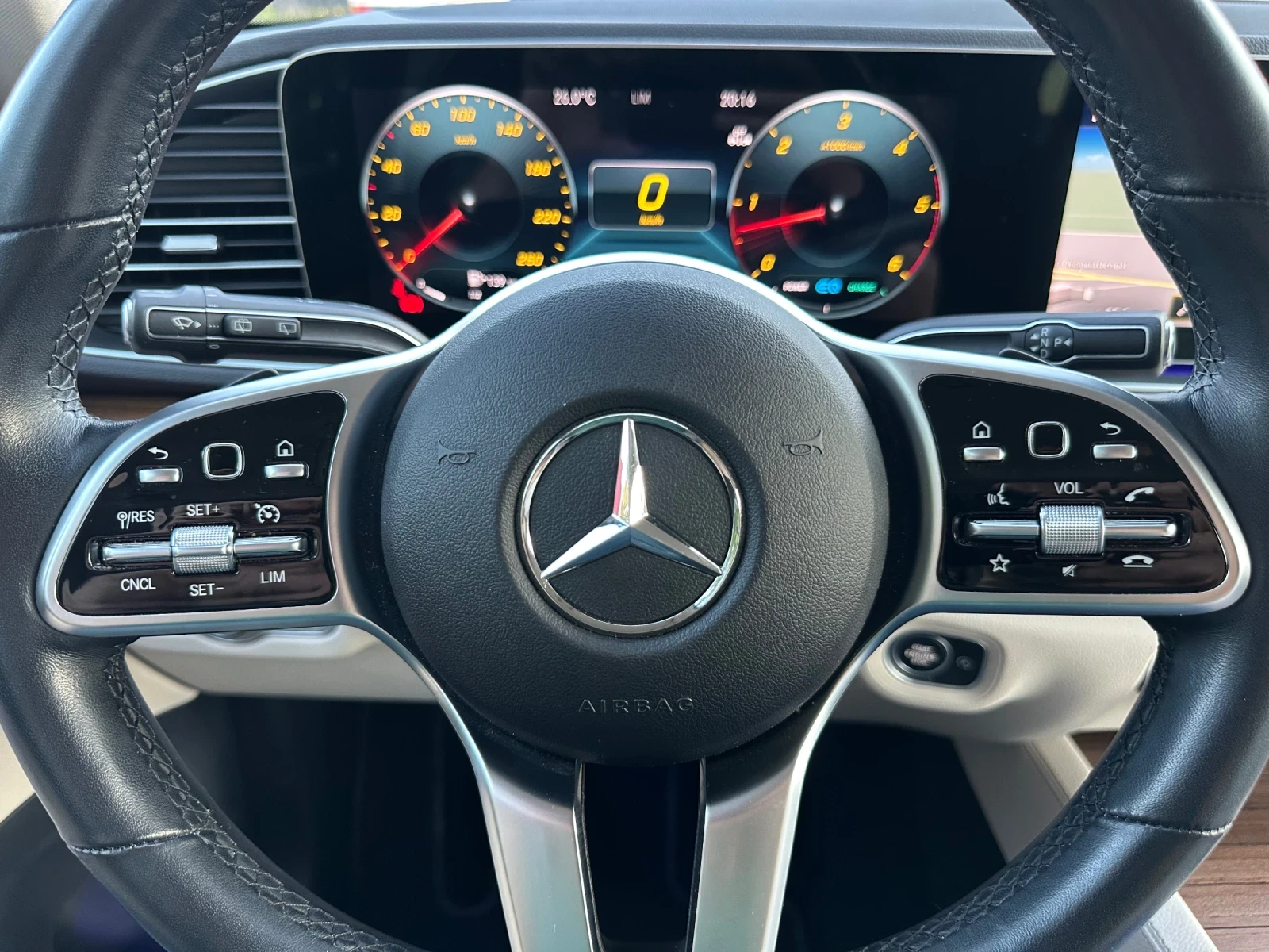 Mercedes-Benz GLE 300, снимка 16 - Автомобили и джипове - 55467805