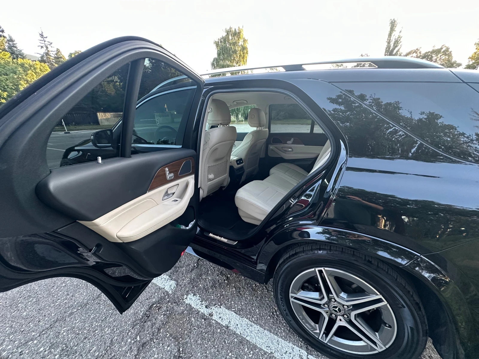 Mercedes-Benz GLE 300, снимка 9 - Автомобили и джипове - 55467805