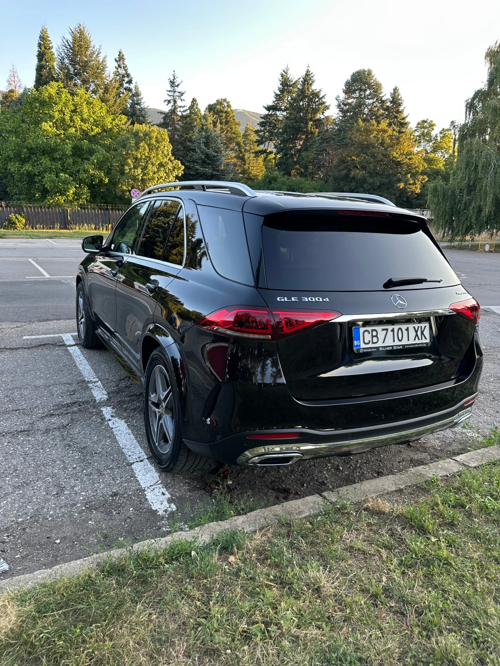 Mercedes-Benz GLE 300, снимка 4 - Автомобили и джипове - 55467805
