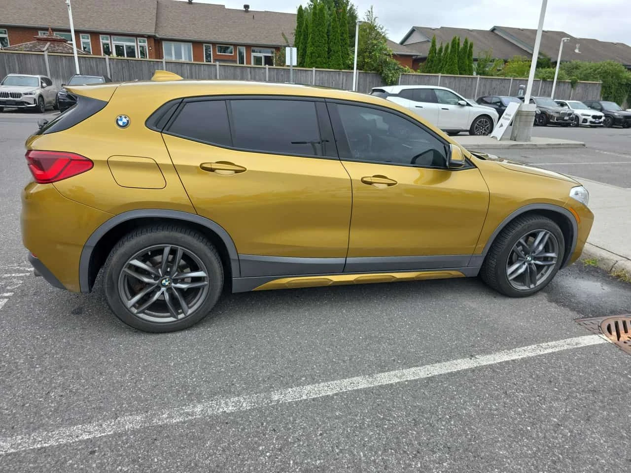 BMW X2 * xDrive28i * АВТОКРЕДИТ БЕЗ ПЪРВОНАЧАЛНА ВНОСКА* , снимка 3 - Автомобили и джипове - 55698713