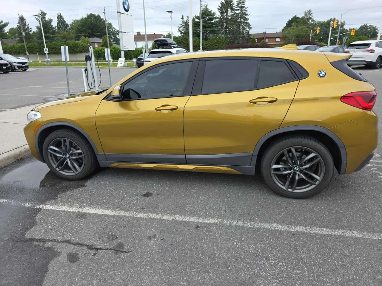 BMW X2 * xDrive28i * АВТОКРЕДИТ БЕЗ ПЪРВОНАЧАЛНА ВНОСКА* , снимка 2 - Автомобили и джипове - 55698713