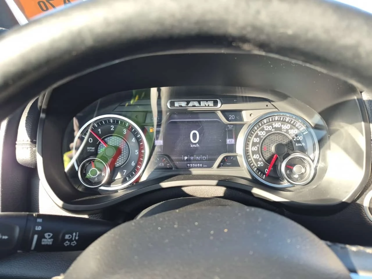 Dodge RAM 1500 * LARAMIE CREW CAB SHORT BED * CARFAX * ��� ������ | Mobile.bg � ����������� 9